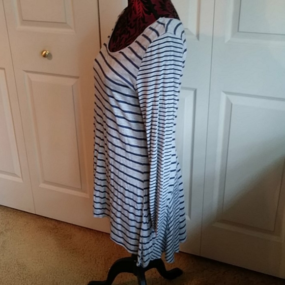 Tunic top - Picture 2 of 6